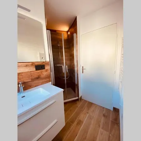 Apartment - 3 Chambres - Coeur De *